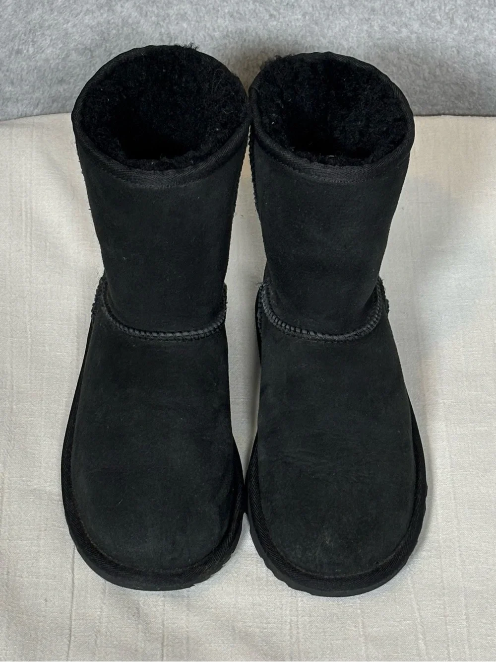 UGG classic short